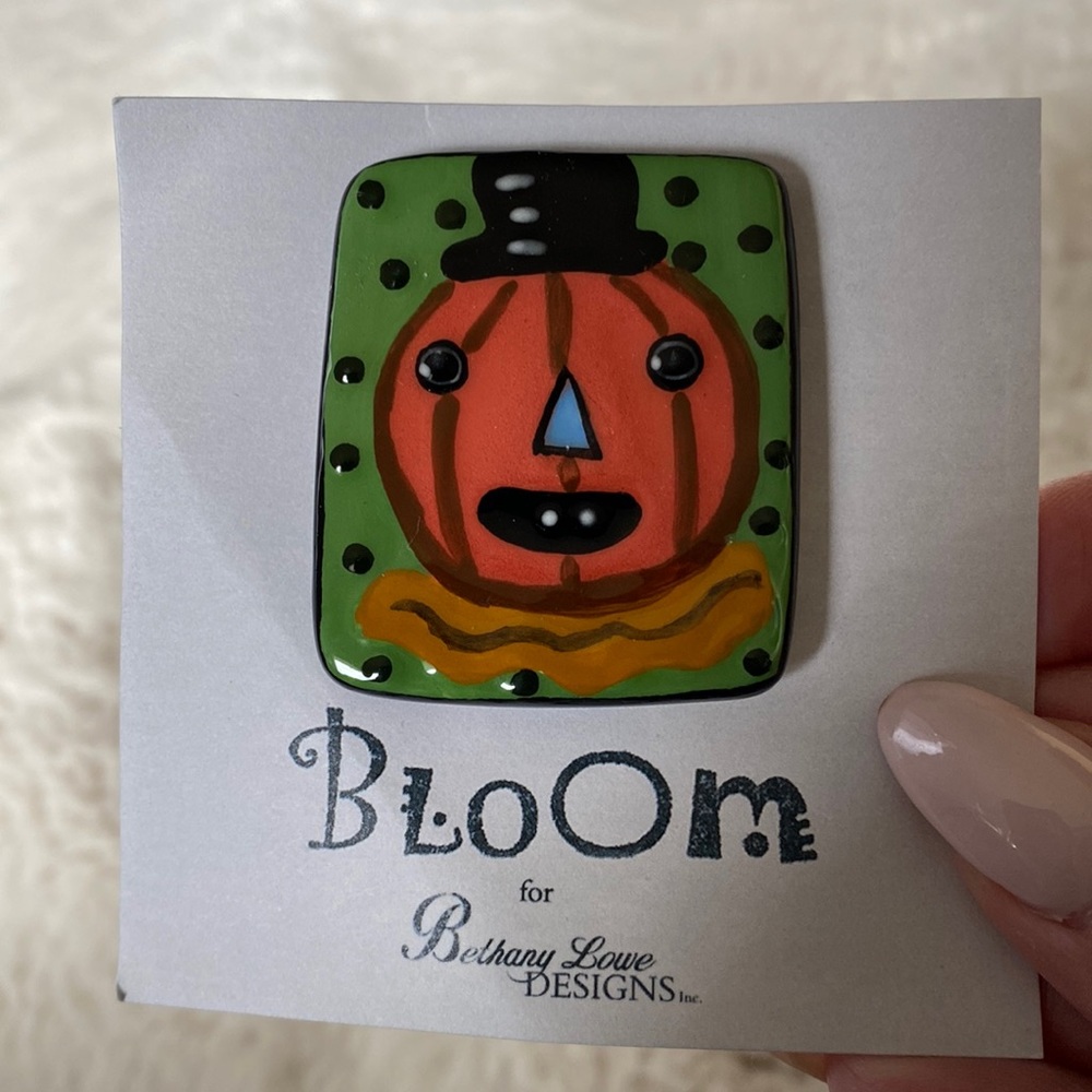 Halloween Jack-O-Lantern Lapel Pin – Bloom by Bethany Lowe Designs